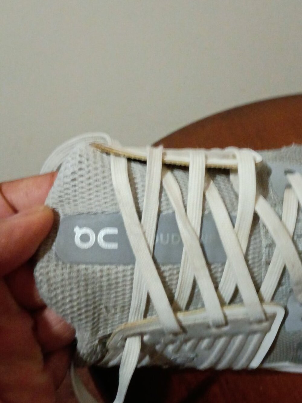 On Cloudswift Women's Sz 7.5 Grey White Cloudtec Running Walking Shoes 41.99579 - Picture 6 of 13